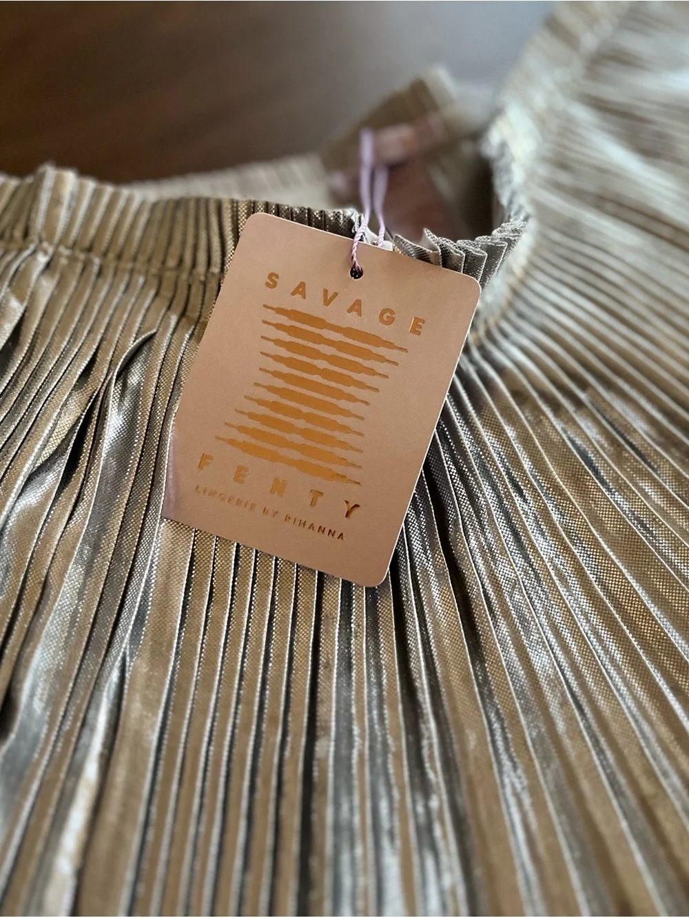 Savage X Fenty metallic pleated